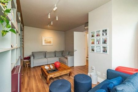Quarto 1 de casa para alugar com 3 quartos, 150m² em Três Figueiras, Porto Alegre