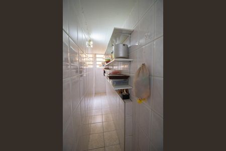 COZINHA de casa à venda com 4 quartos, 250m² em Chora Menino, São Paulo