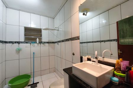 Casa à venda com 144m², 3 quartos e 1 vagaBanheiro