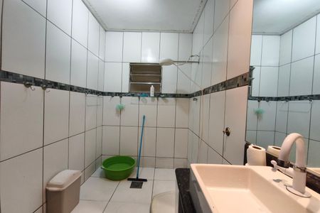 Casa à venda com 144m², 3 quartos e 1 vagaBanheiro