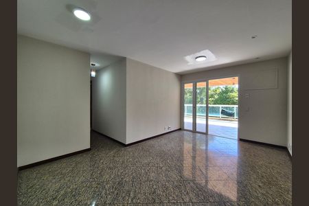 Apartamento para alugar com 2 quartos, 117m² em Recreio dos Bandeirantes, Rio de Janeiro