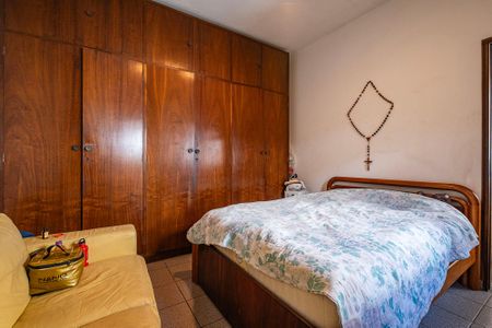 Casa para alugar com 250m², 2 quartos e 2 vagas Casa para alugar com 250m², 2 quartos e 2 vagasSuíte