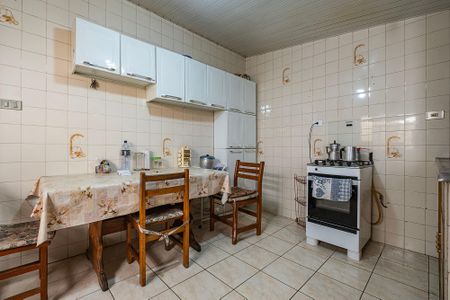 Casa para alugar com 250m², 2 quartos e 2 vagas Casa para alugar com 250m², 2 quartos e 2 vagasCozinha