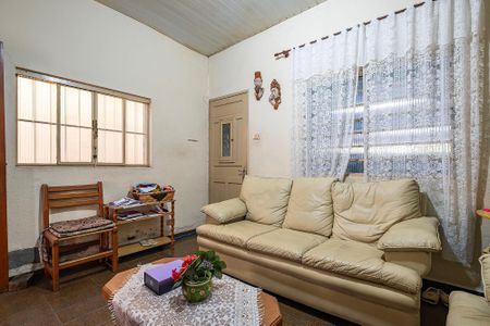 Sala de casa para alugar com 2 quartos, 250m² em Sumaré, São Paulo