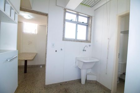 Apartamento para alugar com 100m², 2 quartos e 1 vagaÁrea de Serviço
