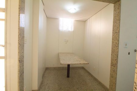 Apartamento para alugar com 100m², 2 quartos e 1 vagaCozinha 