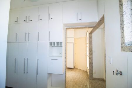 Apartamento para alugar com 100m², 2 quartos e 1 vagaÁrea de Serviço