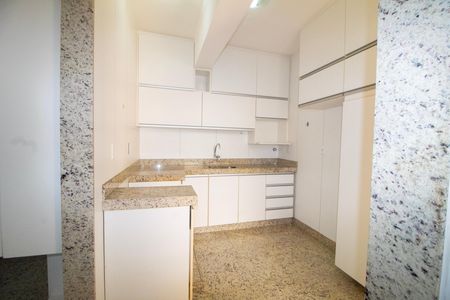 Apartamento para alugar com 100m², 2 quartos e 1 vagaCozinha 