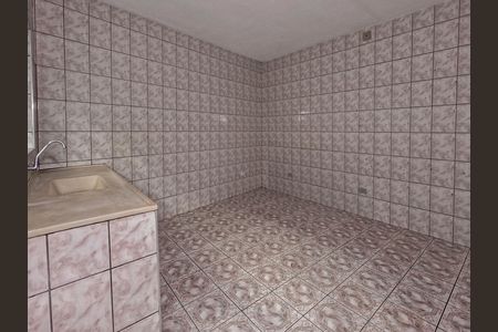 Cozinha de casa para alugar com 2 quartos, 100m² em Jardim Santa Lucrecia, São Paulo