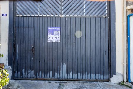 Casa para alugar com 100m², 2 quartos e sem vaga Casa para alugar com 100m², 2 quartos e sem vagaFachada