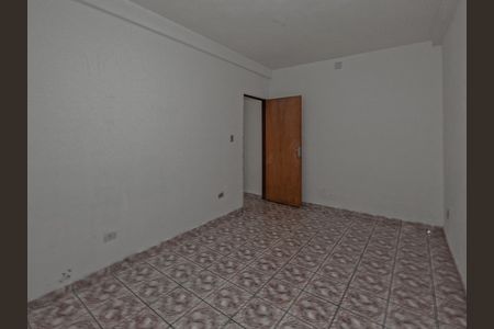Quarto 2 de casa para alugar com 2 quartos, 100m² em Jardim Santa Lucrecia, São Paulo