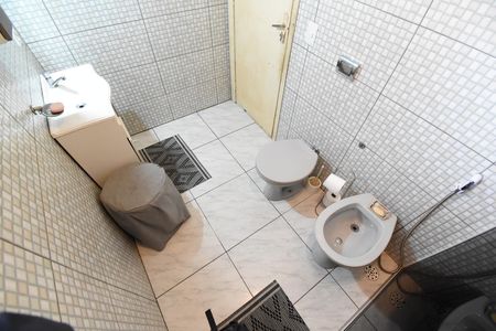 Casa à venda com 120m², 3 quartos e 2 vagasBanheiro