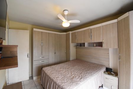 Casa à venda com 120m², 3 quartos e 2 vagasQuarto