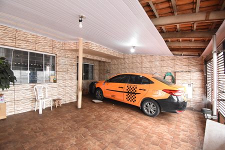 Casa à venda com 120m², 3 quartos e 2 vagasGaragem