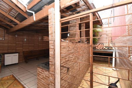 Casa à venda com 120m², 3 quartos e 2 vagasÁrea externa