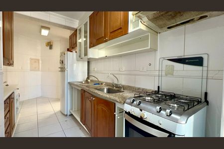 Cozinha de apartamento para alugar com 3 quartos, 90m² em Pinheiros, São Paulo