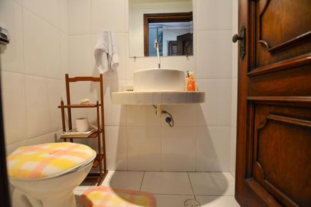 LAVABO de casa à venda com 6 quartos, 370m² em Butantã, São Paulo