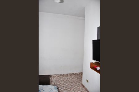 Casa para alugar com 2 quartos, 100m² em Jardim Santa Lucrecia, São Paulo