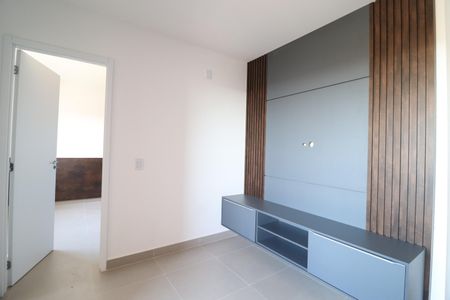 Sala/Cozinha de apartamento para alugar com 1 quarto, 44m² em Granja Marileusa, Uberlândia
