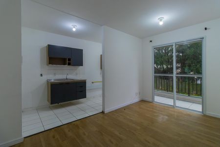 Sala de apartamento para alugar com 2 quartos, 58m² em Jardim Recanto Suave, Cotia