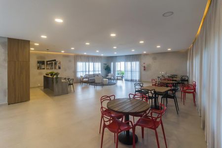 Apartamento para alugar com 52m², 2 quartos e 1 vaga Apartamento para alugar com 52m², 2 quartos e 1 vagaÁrea comum - Salão de festas