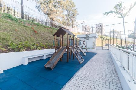 Apartamento para alugar com 52m², 2 quartos e 1 vaga Apartamento para alugar com 52m², 2 quartos e 1 vagaÁrea comum - Playground