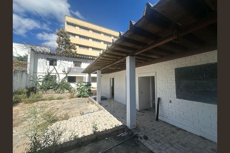 Casa para alugar com 453m², 5 quartos e 4 vagas