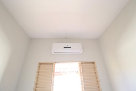 Casa para alugar com 2 quartos, 60m² em Santa Mônica, Uberlândia