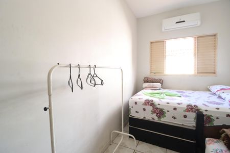 Casa para alugar com 2 quartos, 60m² em Santa Mônica, Uberlândia
