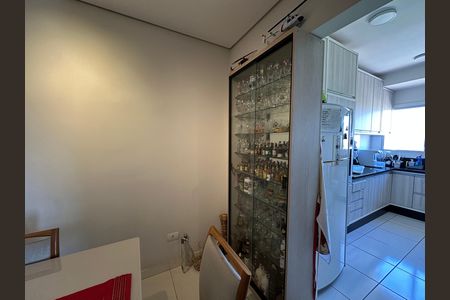 Apartamento para alugar com 145m², 3 quartos e 2 vagas Apartamento para alugar com 145m², 3 quartos e 2 vagasSala/Cozinha