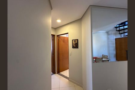 Apartamento para alugar com 145m², 3 quartos e 2 vagas Apartamento para alugar com 145m², 3 quartos e 2 vagasCorredor