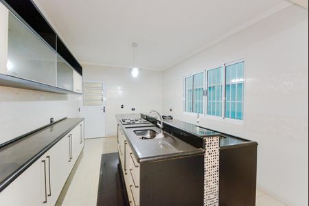 Casa para alugar com 210m², 4 quartos e 2 vagasCozinha