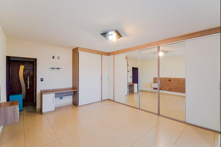 Casa para alugar com 210m², 4 quartos e 2 vagasQuarto 3 - Suíte