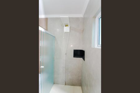 Casa para alugar com 210m², 4 quartos e 2 vagasBanheiro Social