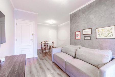 Apartamento à venda com 3 quartos, 107m² em Indianópolis, São Paulo