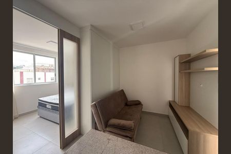 Apartamento para alugar com 30m², 1 quarto e 1 vaga Apartamento para alugar com 30m², 1 quarto e 1 vagaSala