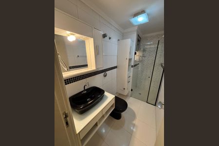 Banheiro de apartamento à venda com 2 quartos, 60m² em Vila da Saúde, São Paulo