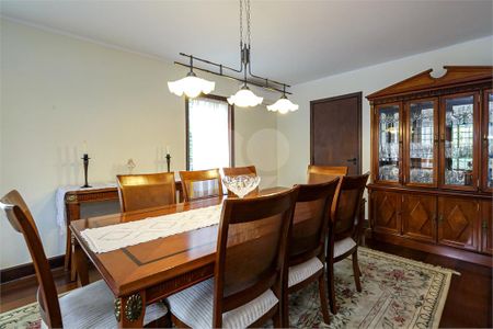 Casa à venda com 4 quartos, 414m² em Santo Amaro, São Paulo