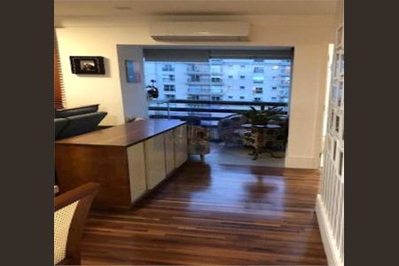 Apartamento à venda com 2 quartos, 65m² em Vila Uberabinha, São Paulo