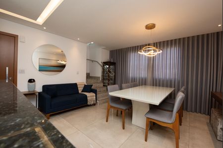 Sala de apartamento à venda com 3 quartos, 163m² em Barreiro, Belo Horizonte