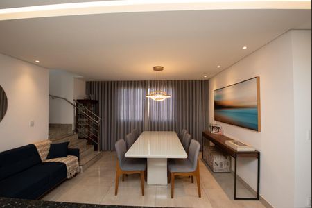 Sala de apartamento à venda com 3 quartos, 163m² em Barreiro, Belo Horizonte