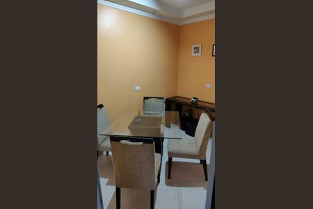 Casa à venda com 109m², 3 quartos e 3 vagas