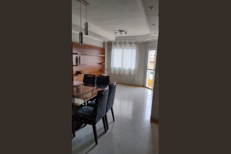 Casa à venda com 109m², 3 quartos e 3 vagas