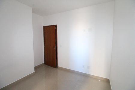 Apartamento para alugar com 78m², 2 quartos e 2 vagasQuarto