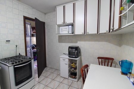 Casa à venda com 119m², 3 quartos e 3 vagasCozinha
