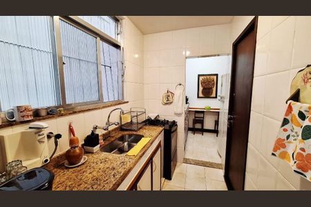 Apartamento à venda com 71m², 2 quartos e sem vaga