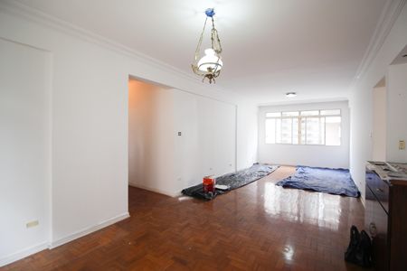 Apartamento à venda com 96m², 2 quartos e 1 vaga Apartamento à venda com 96m², 2 quartos e 1 vagaSala