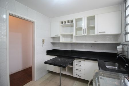 Apartamento à venda com 96m², 2 quartos e 1 vaga Apartamento à venda com 96m², 2 quartos e 1 vagaCozinha