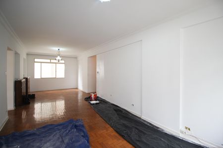 Apartamento à venda com 96m², 2 quartos e 1 vaga Apartamento à venda com 96m², 2 quartos e 1 vagaSala