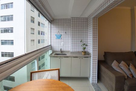 Apartamento para alugar com 77m², 2 quartos e 1 vaga